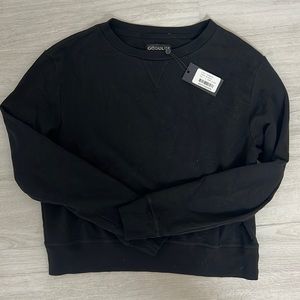 Goodlife crew neck black sweater